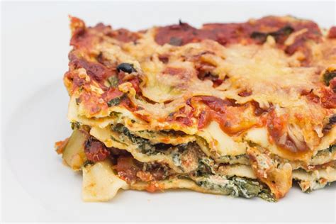 vegetable lasagna  spinach ricotta cheese sauce