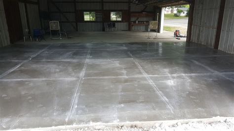 pin  veteran concrete  pole barn floors flooring pole barn tile floor