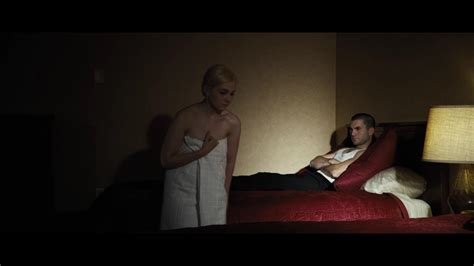 Naked Abigail Breslin In Final Girl