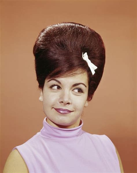 22 Models 1960 Beehive Hairstyle Audreysaleem