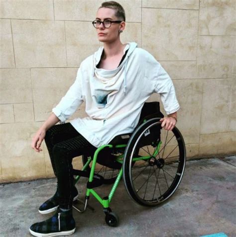 Hot Person In A Wheelchair 27 Dago Fotogallery