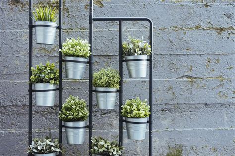 vertical gardening ideas  flex  green thumb