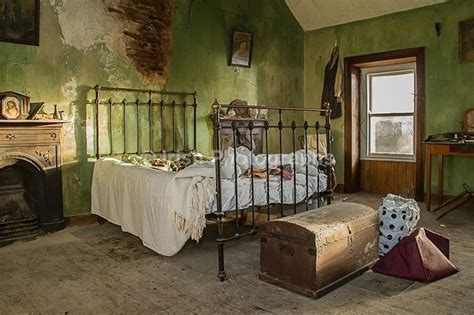 irish cottage bedroom google search irish cottage interiors irish cottage attic bedroom decor