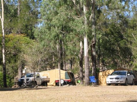 bush park campground caravan park camping recreational vehicles