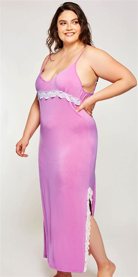 Plus Size Pink Gown With White Lace Trim Sexy Women S Loungewear