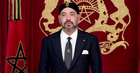 koning van marokko krijgt als eerste van het land een coronavaccin royalty hlnbe