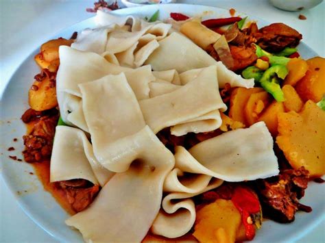 Famous Xinjiang Delicacy Big Plate Chicken Youlin Magazine
