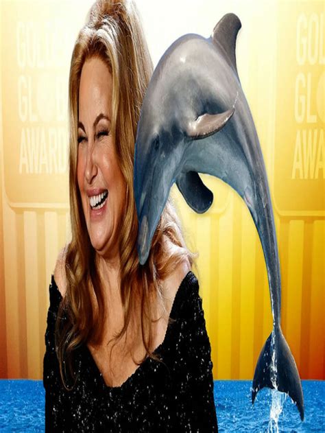 jennifer coolidge fulfills her dolphin dreams e agrovision