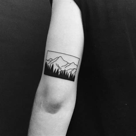 beautiful minimal mountain tattoo  chinatown stropky tattoogridnet