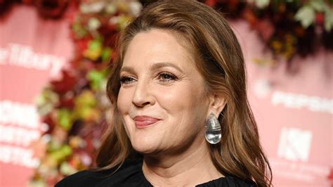 drew barrymore offers fans  peek    home featuring special