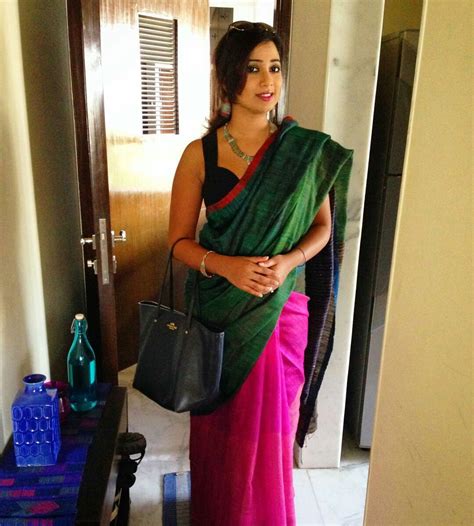 Shreya Ghoshal Shreya Ghoshal Hot Beautiful Saree Dress Up