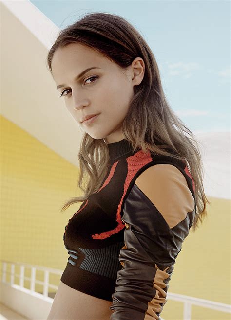 alicia vikander alicia vikander style alicia vikander marie claire france