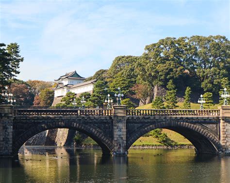 tokyo imperial palace      japan  travel blog