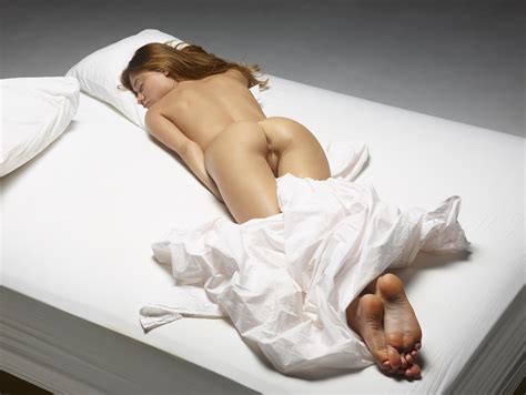 wallpaper ksenia sexy girl nude naked bed pillows sleeps sleeping ass butt buttocks
