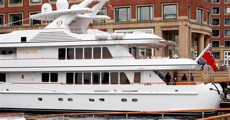 Man Dies On Red Sox Owner S Yacht