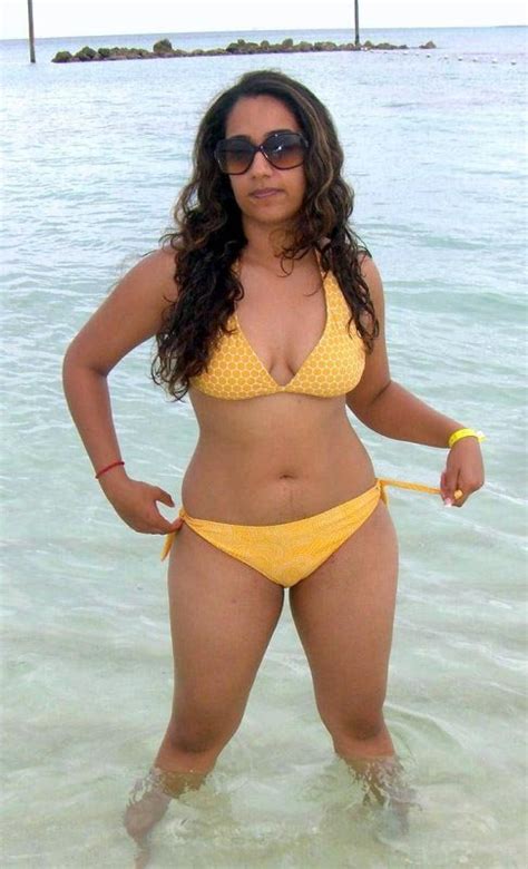 actress nude photos hot tamil girls and aunties in bikini