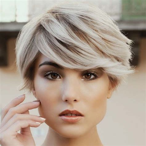 190 idee su capelli spettinati nel 2022 | capelli spettinati, capelli, tagli di capelli pinterest esplora capelli spettinati 190 pin 2 sett e raccolte di gloria idee simili popolari in questo momento capelli trucco e acconciatura acconciature medie stili di capelli corti tagli di capelli capelli alle spalle capelli lisci setosi i miei capelli Tagli capelli corti 2020 Primavera Estate: 180 immagini e idee nel 2020