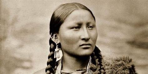 native americane la loro bellezza uccisa dai colonizzatori bianchi
