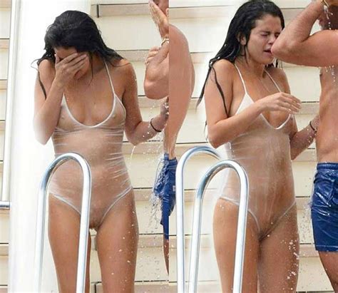 selena gomez leaked nude selfies from snapchat celebrity leaks