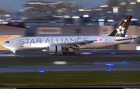 hl asiana airlines boeing  eer photo  tommyng id