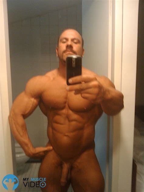 Big Dicked Bodybuilders Page 24 Lpsg