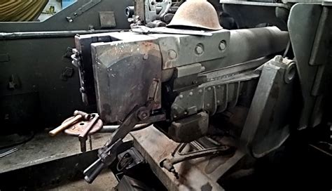 preserved sexton mark ii self propelled 25pder artillery gun