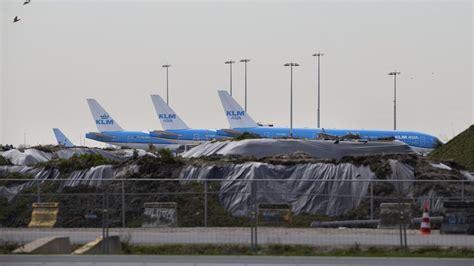 aalsmeerbaan schiphol tijdelijk parkeerplaats voor vliegtuigen rtl nieuws