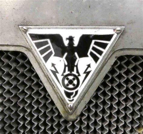 logo des adler  bj  gesehen bei dem veterama   mannheim juli
