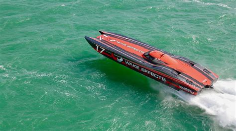 power boat race teams head  michigan city   super boat international  annual super