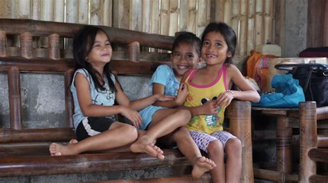 Cameleon Association Philippines France Aide Aides Aux Jeunes Filles