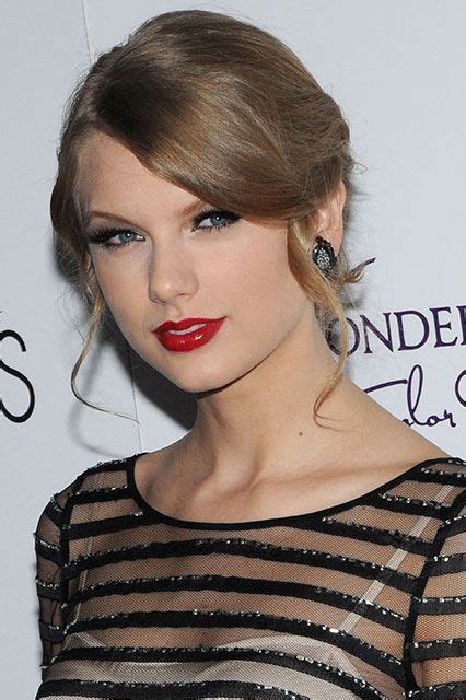 Taylor Swift S Best Beauty Moments Have This In Common Taylor Swift