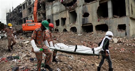 Bangladesh Factory Collapse Death Toll Hits 1 034