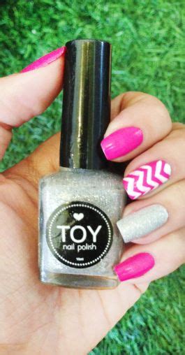toy nail polish toynails nailart toystyle toyfucsia pink white