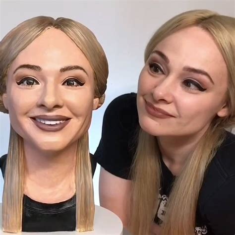 this selfie cake is unreal i d like to see the gbbo contestants