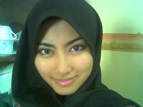 Intan Private Friendster Leaked Nude Sex Pictures Malay