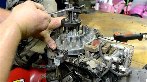 briggs  stratton lawn mower engine repair   diagnose  repair  broken flywheel key