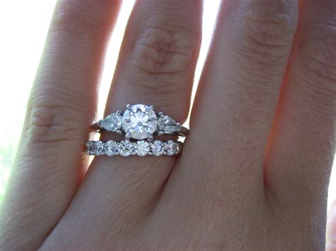 efeford weddings nice ways to style up your engagement ring