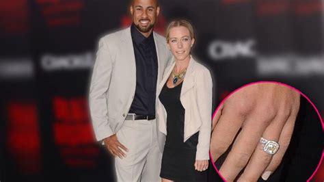 bling for fling kendra wilkinson demanded new diamond ring from hubby