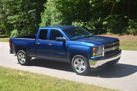 gm beats ford  pickup truck sales auto trends magazine