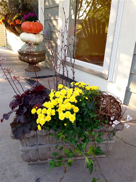fall outdoor flower arrangements