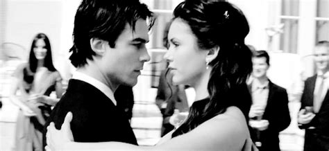 The Vampire Diaries 17 Delena Relationship Moments Mtv