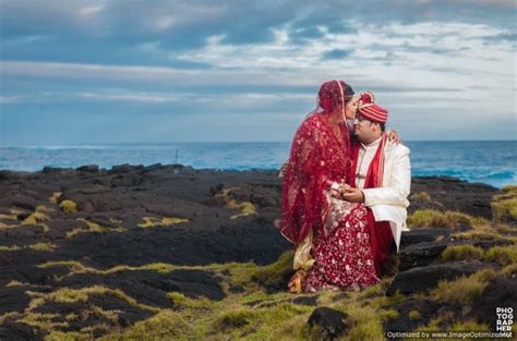 couple from mauritius riambel beach mauritius photographe mu