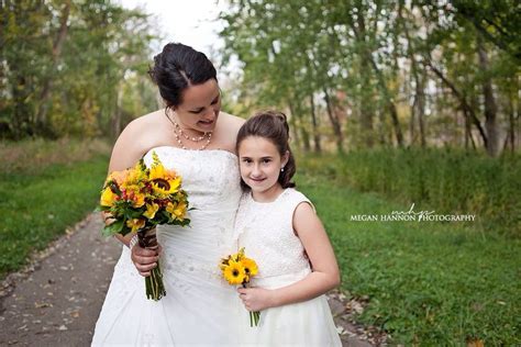 wedding portrait mother and daughter bride and flower