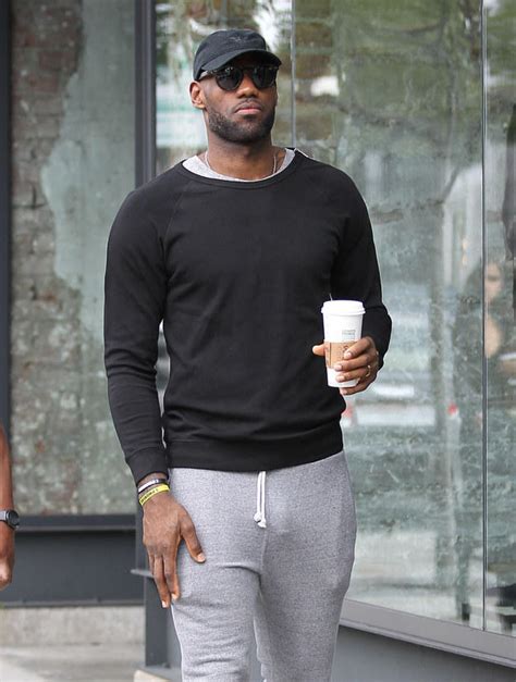 man candy james lebron shows visible penis line in grey trackies [nsfw ish] cocktailsandcocktalk