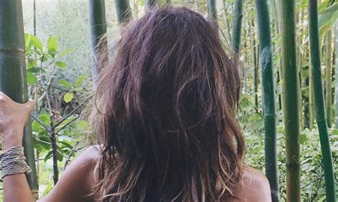 halle berry topless in first photo posted after joining instagram daily mail online
