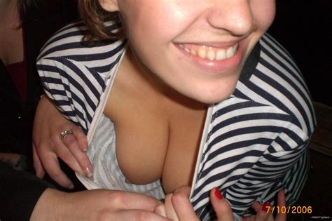 busty amateurs med lrg breasted downblouse [nn]