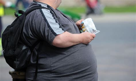 top obesity expert warns    fat people prevents