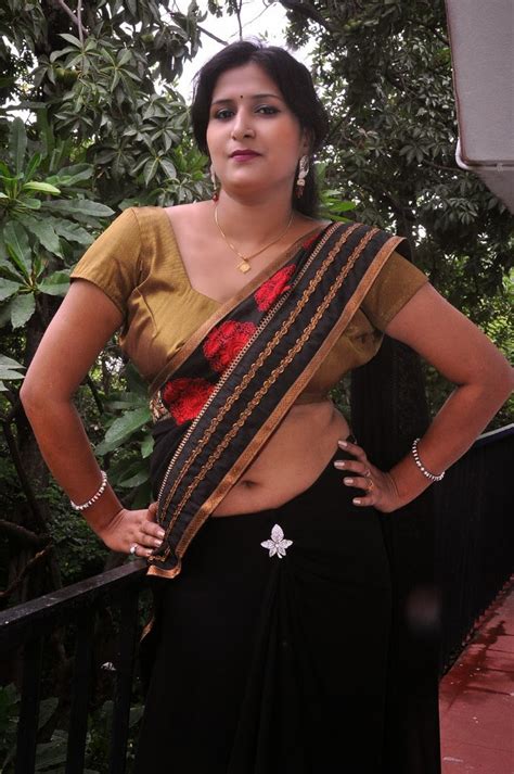 special for all mallu aunty hot navel show hd photos in saree mallu navel show pics