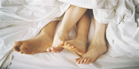 Free men and women having sex