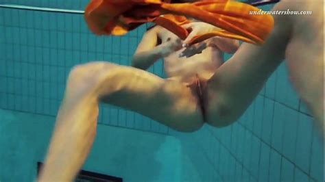 Markova Sexy Underwater Babe Xxx Videos Porno Móviles And Películas
